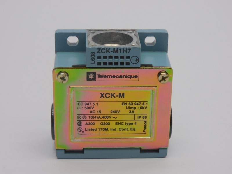TELEMECANIQUE XCK-M ZCK-M1H7 500V 10A NSNP