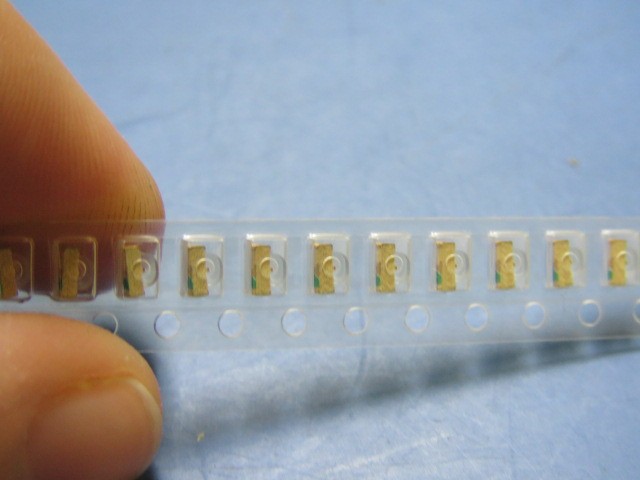 AVAGO HSMY-C660 Qty of 2900 per Lot CHIP GAP YELLOW RT ANGLE MNT