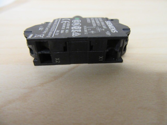 Siemens 3SU1401-1BH40-3AA0 LED Bulb