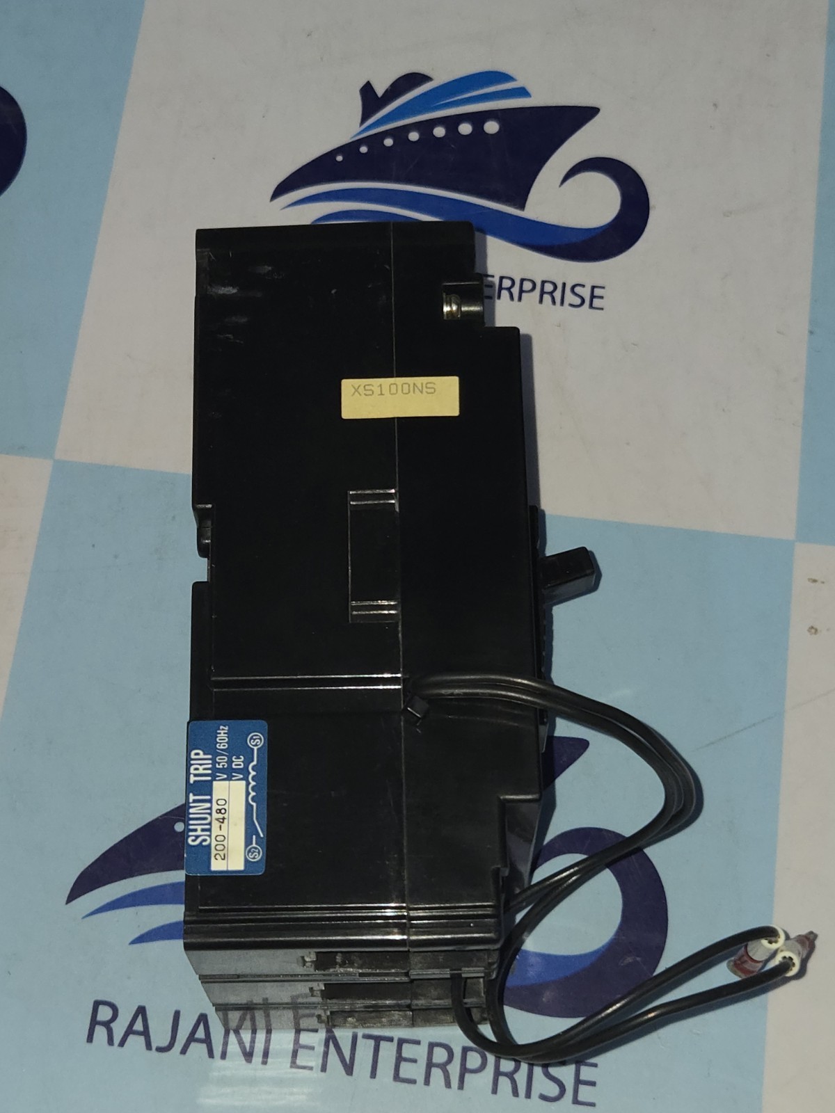 Terasaki Tembreak XS100NS Circuit Breaker 15A 3-Pole with Shunt trip 200-480Vac