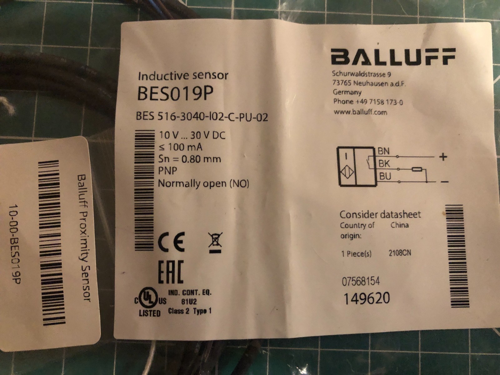 BALLUFF INDUCTIVE SENSOR- ROBOT VISION: BES 516-3040-I02-C-PU-02 (BRAND NEW)