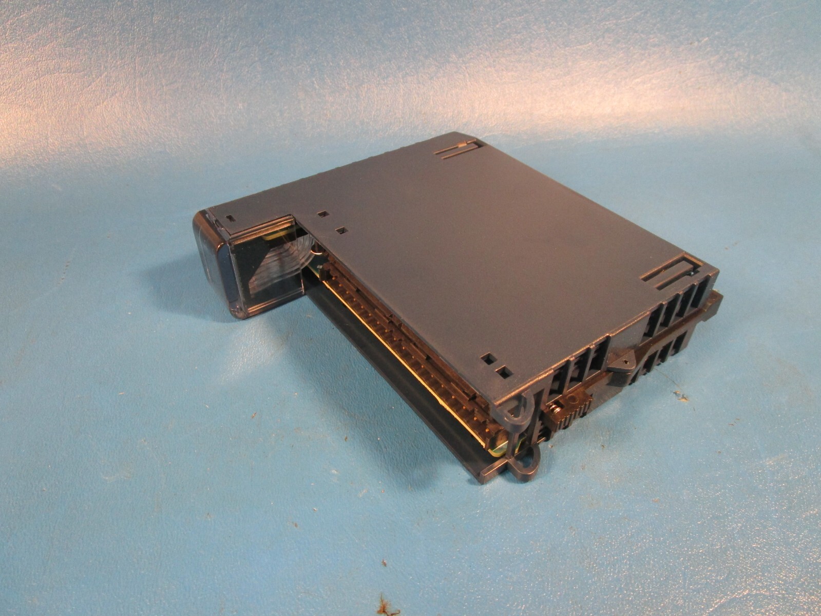 GE IC694MDL660-CC, Input module, Fanuc RX3i Series, 24 VDC 32PT PLC MODULE Posit