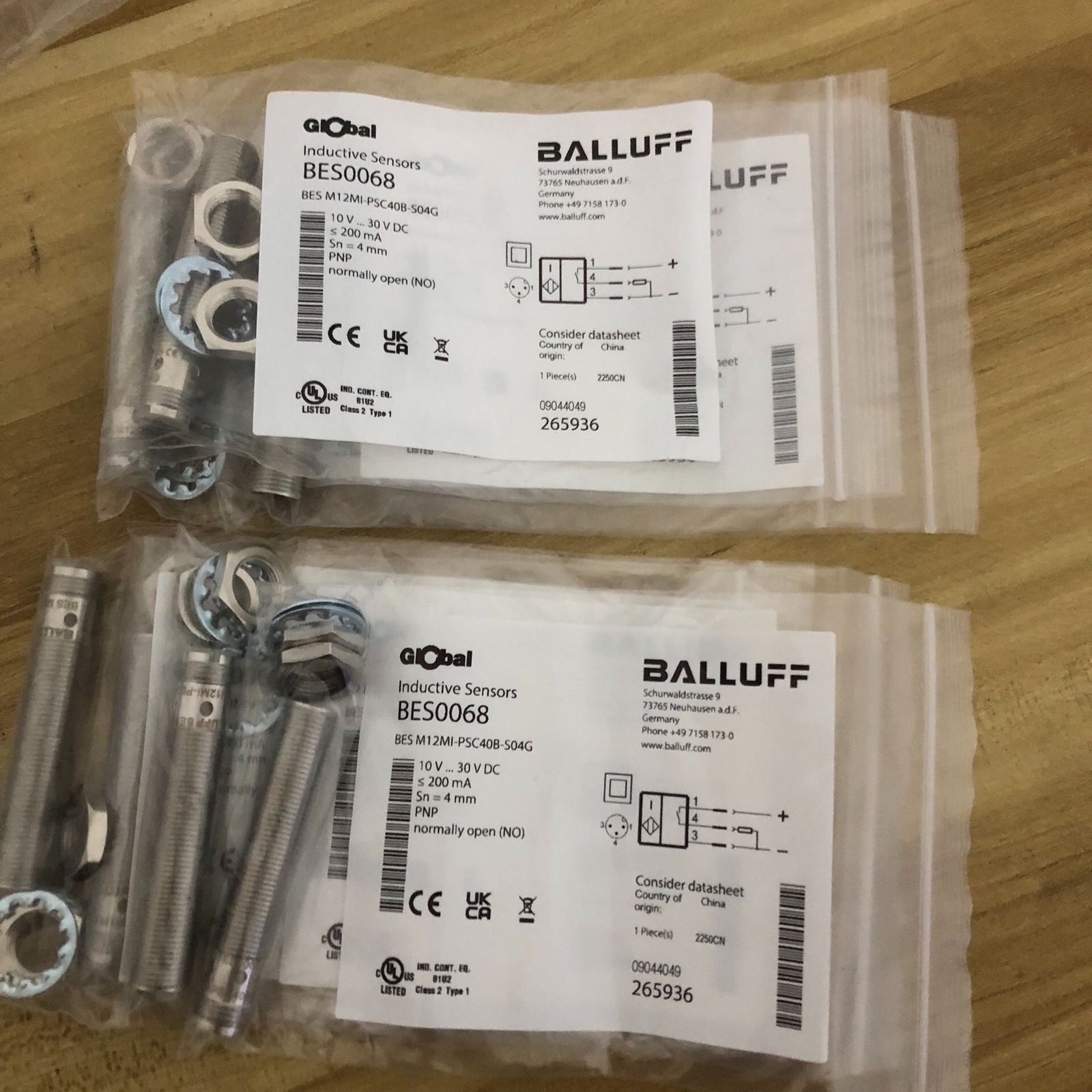 one new BES0068 BES M12MI-PSC40B-S Accept counteroffer