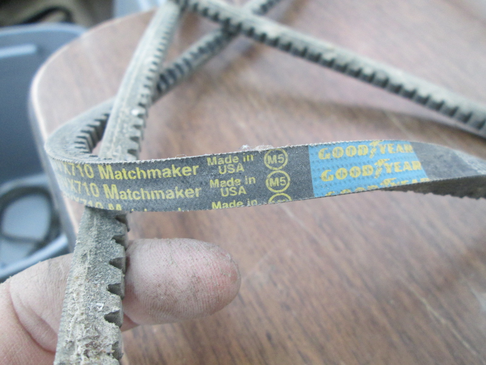 Goodyear Hy-T Cogged Wedge Matchmaker Industrial V-Belt V Belt 3VX710