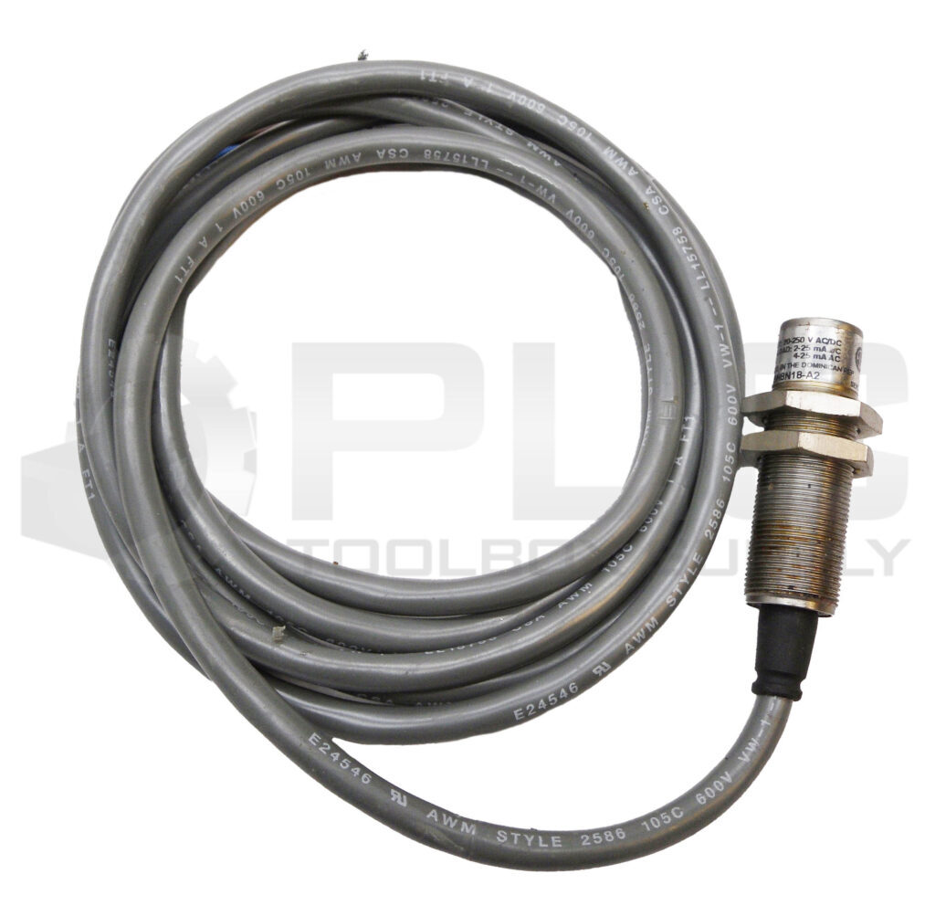 ALLEN BRADLEY 871TM-BH8N18-A2 /A INDUCTIVE PROXIMITY SENSOR20-250V AC/DC
