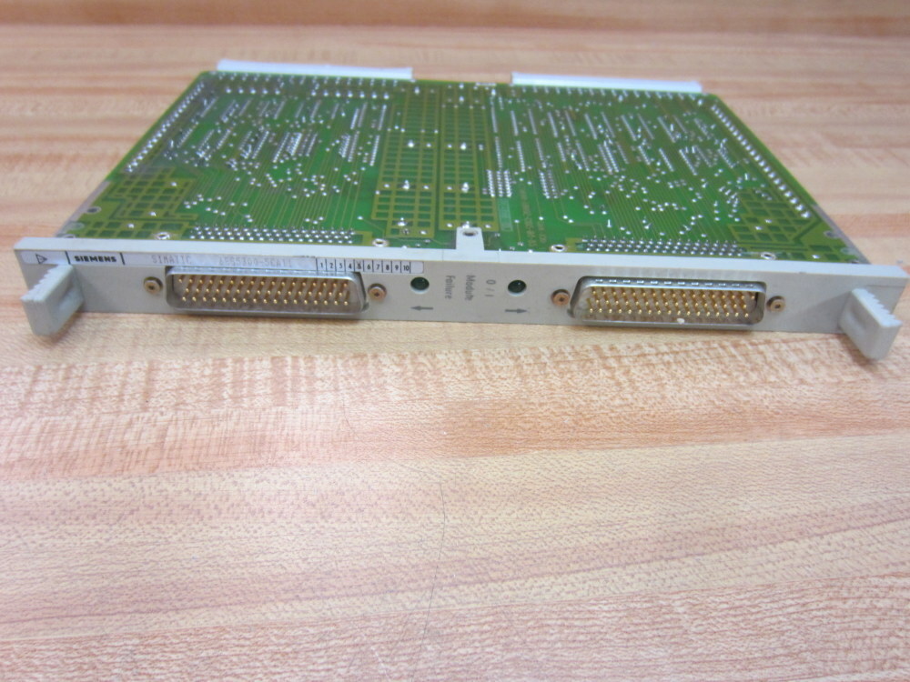 Siemens/Gould 6ES5300-5CA11 Interface Module 6ES53005CA11
