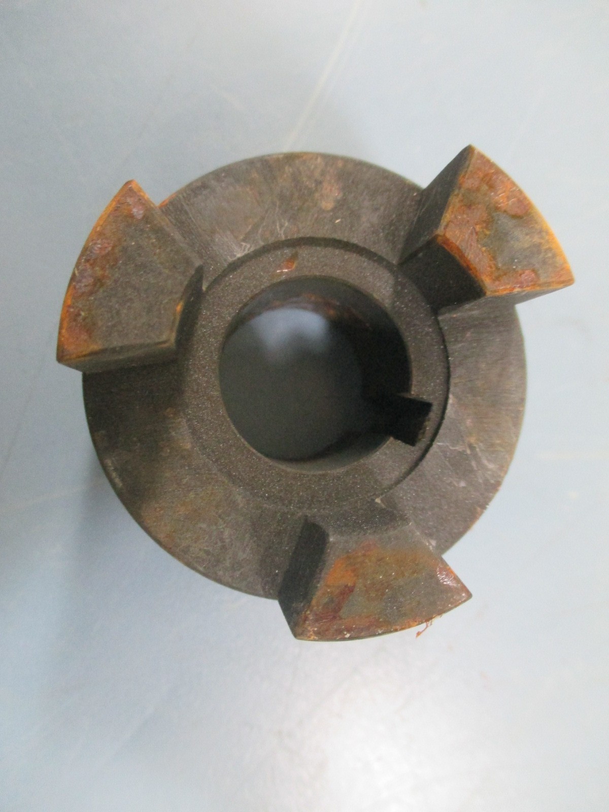 IDC L-075 3/4″ Jaw Coupling Lot of 5 – New