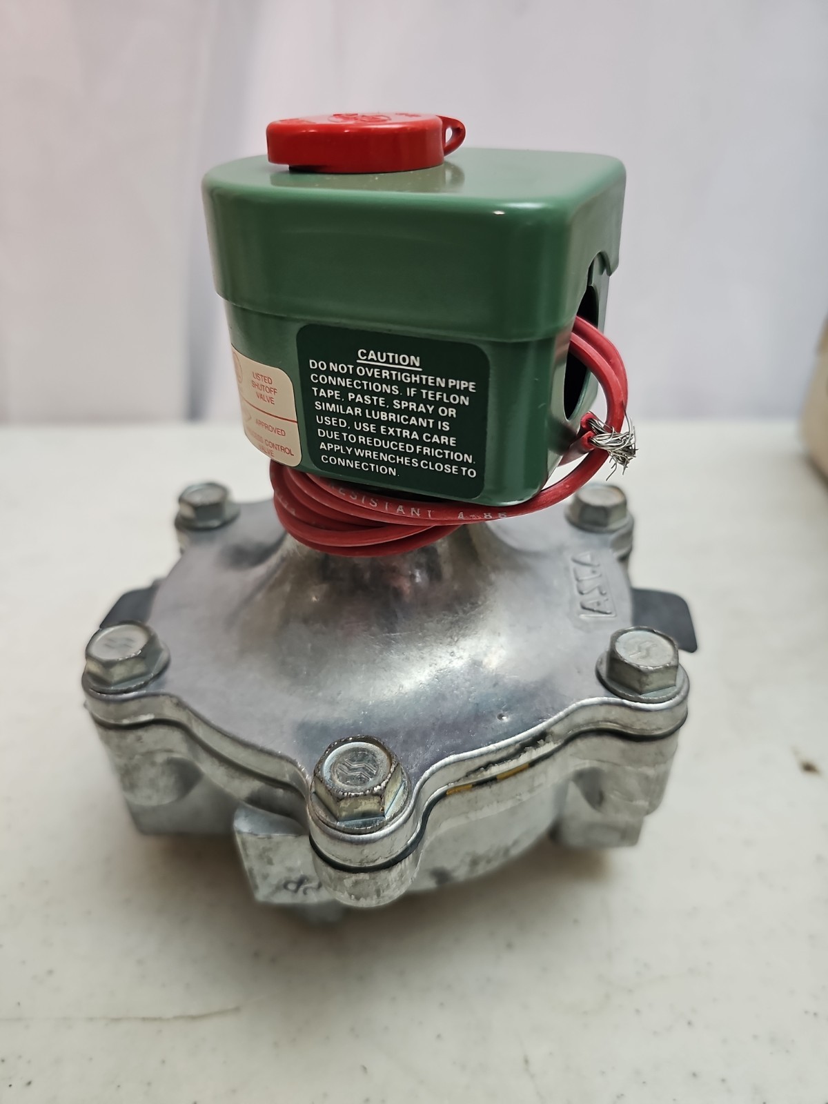 ASCO Fuel Gas Solenoid # 8215B50 – 25 PSI – 1″ NPT – 120 VAC Coil (09988-Tub-G)