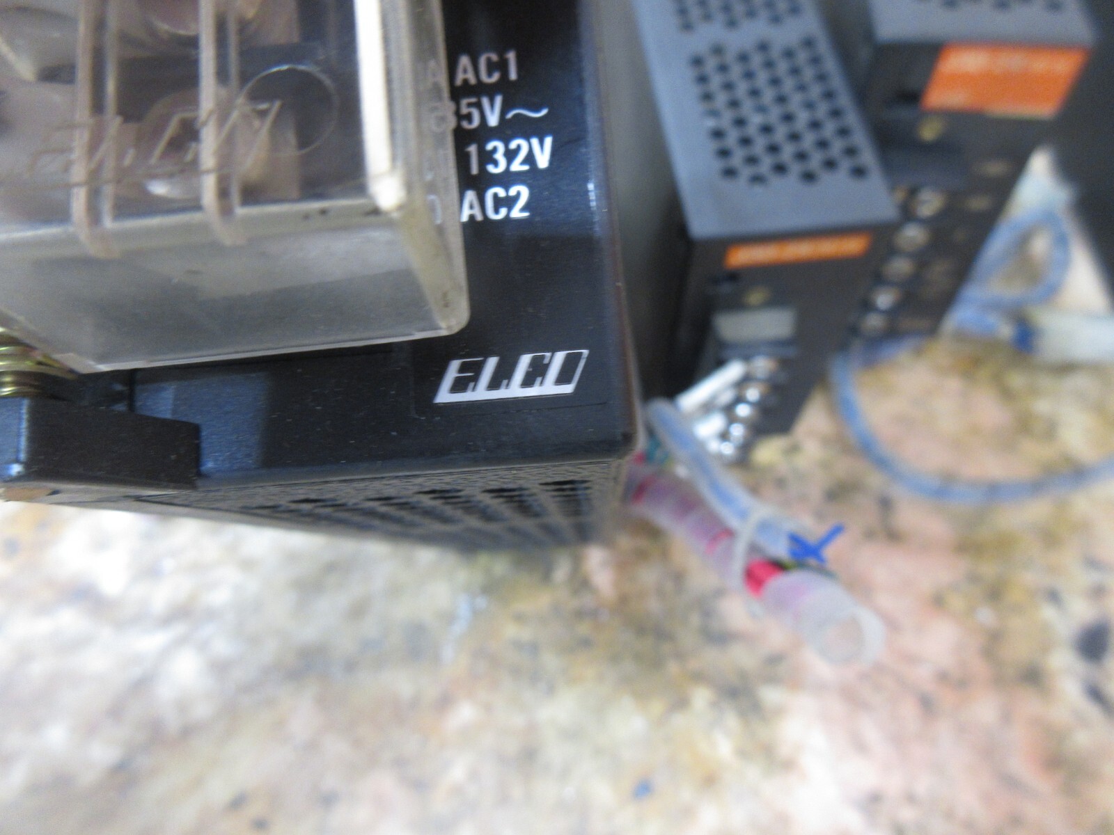 ELCO POWER SUPPLY J30-24 24V1.3A LOT OF 3 PIECES