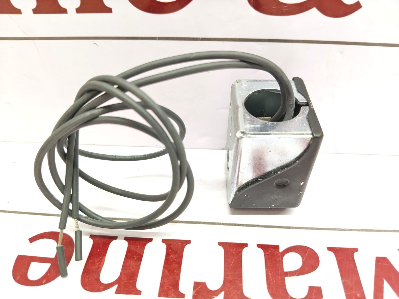 Parker R-BHGC15 LOT OF 3 Hannifin Solenoid Coil 240V/60Hz 220V/50Hz NEW