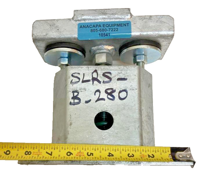 Mason Industries SLRS-B-280 Seismic Isolation Restrained Spring Mounts Lot 10541