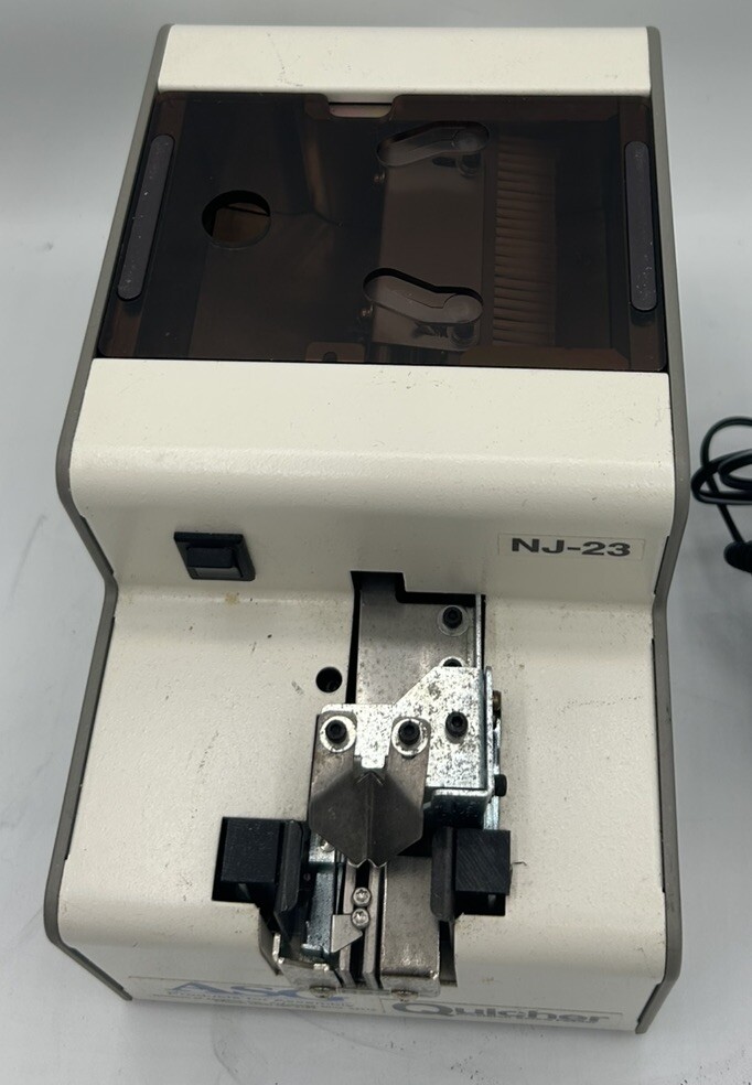 ASG Quicher Automatic Precision Screw Feeder Model NJ-23 Tested Working