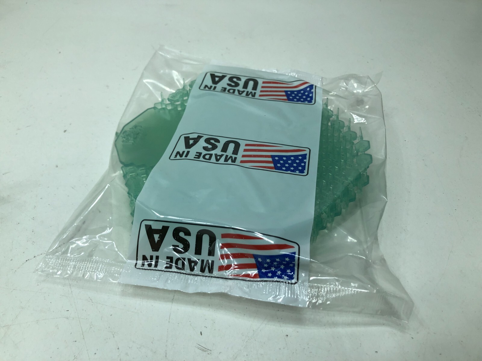 (QTY.23) IMPACT / FRESH PRODUCTS 85137 / 3WDS-F-010I060M-02 URINAL SCREENS
