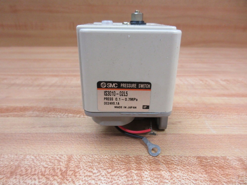SMC IS3010-02L5 Pressure Switch IS301002L5