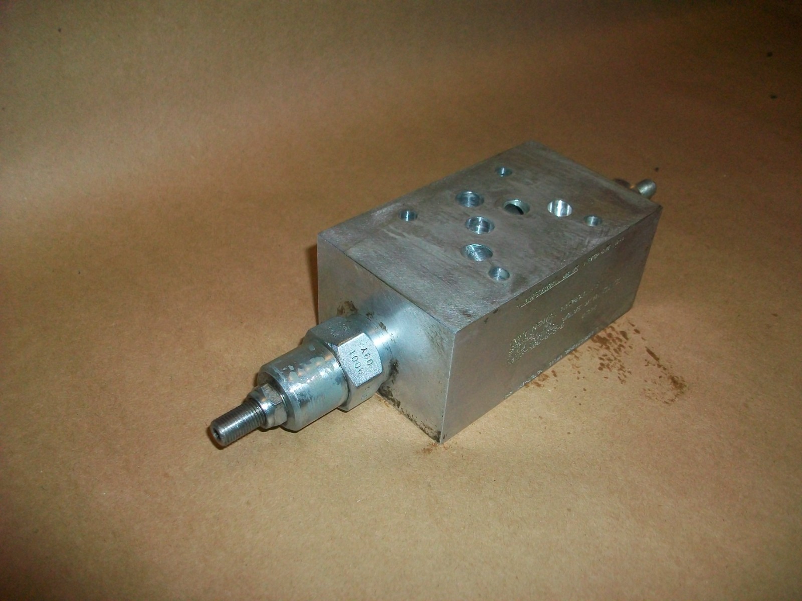 CONTINENTAL HYDRAULICS N12S-NDC-G-S-D FLOW CONTROL VALVE WITH CHECK