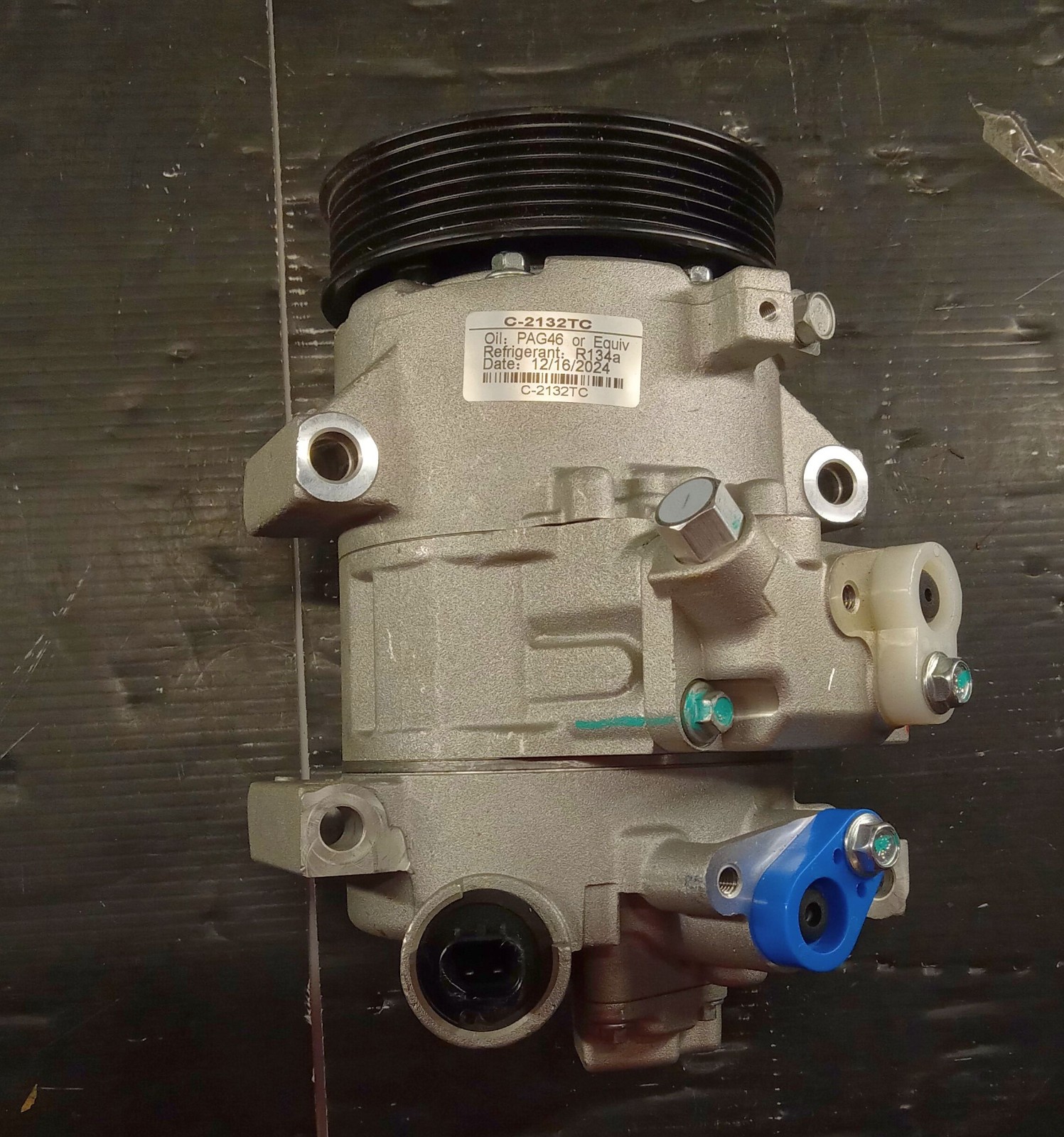 1 NEW UNBRANDED C-2132TC A/C COMPRESSOR WITH CLUTCH NNB ***MAKE OFFER***