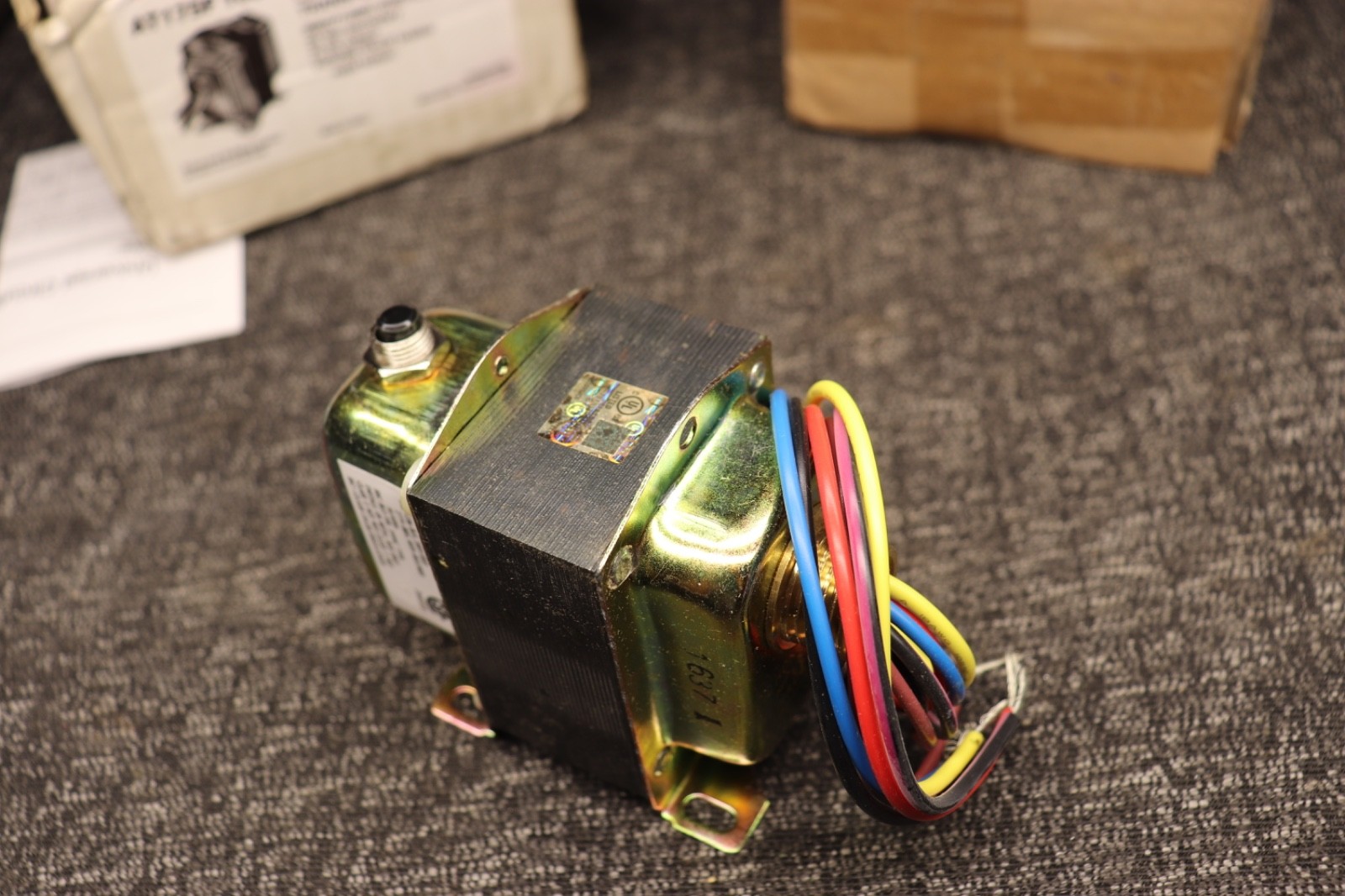 Honeywell AT175F1031 Universal Circuit Breaker Transformer 75VA 208/277/480 VAC