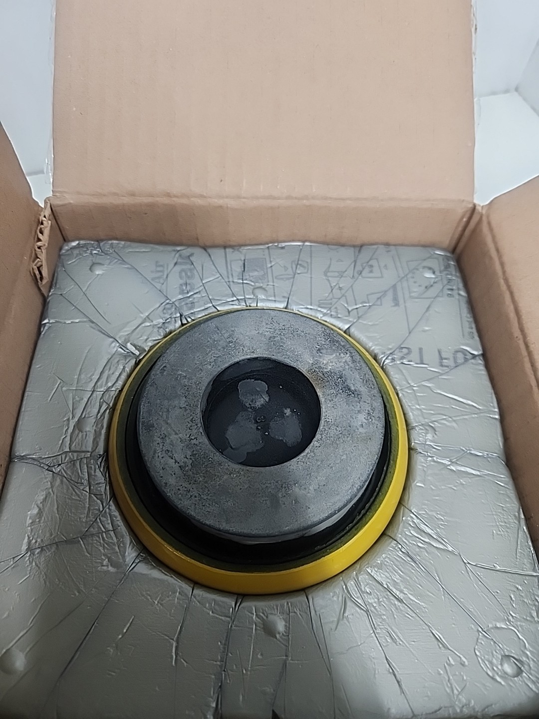BARRY CONTROLS LM3-B LEVELING MOUNT – BARRYMOUNT, NO BOLT **NOS **