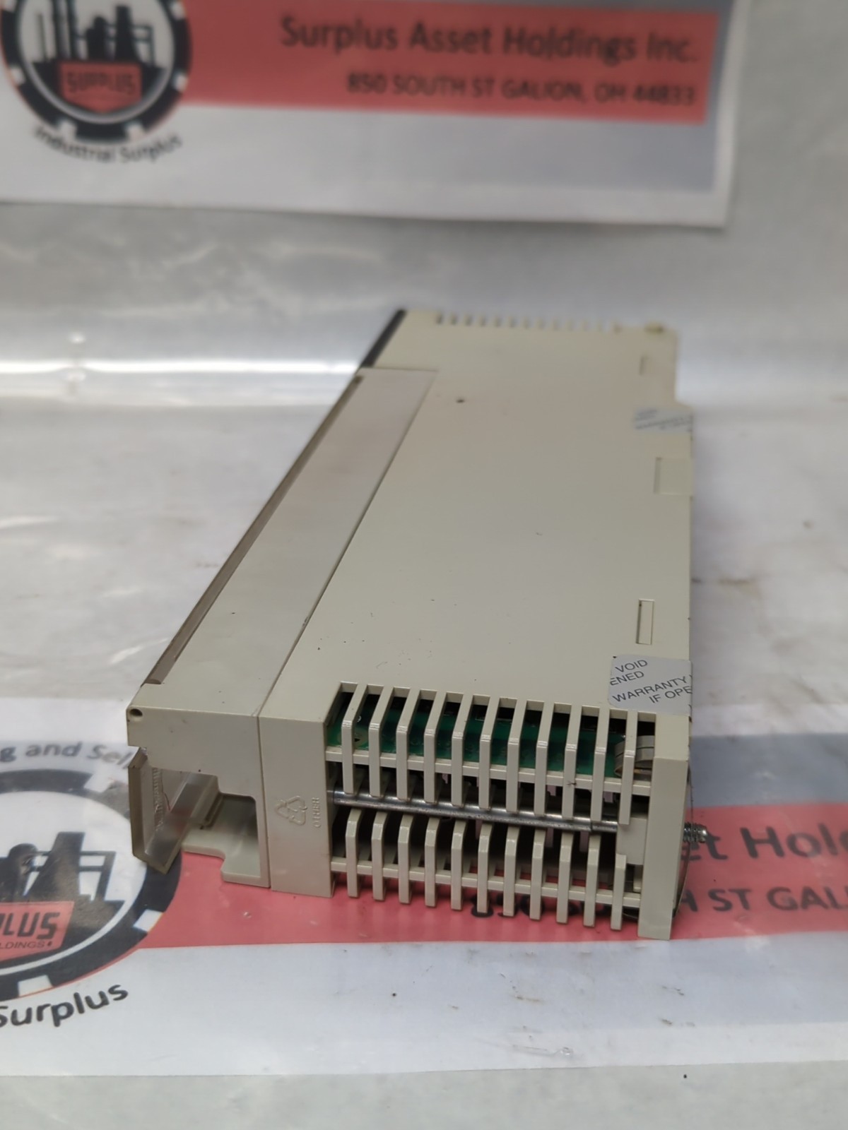 SCHNEIDER AUTOMATION,140 DAO 840 00,TSX QUANTUM OUTPUT MODULE 24-230 VAC USED