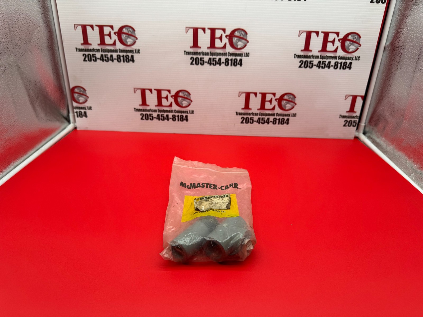 McMaster-Carr Thick-Wall Light Gray CPVC Thread Pipe Fitting 2/4 pipe size, Tee