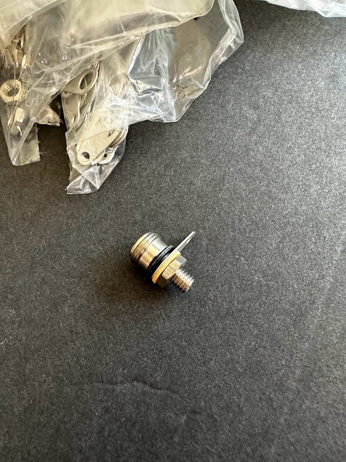 SWITCHCRAFT 5501MPX Miniature Microphone Connector, RoHS, new in original pack