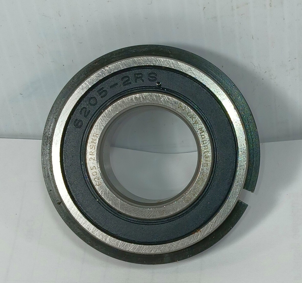 1 NEW ROCKY MOUNTAIN 6205-2RSNR DEEP GROOVE BEARING W/ SNAP RING NNB *MAKE OFFER