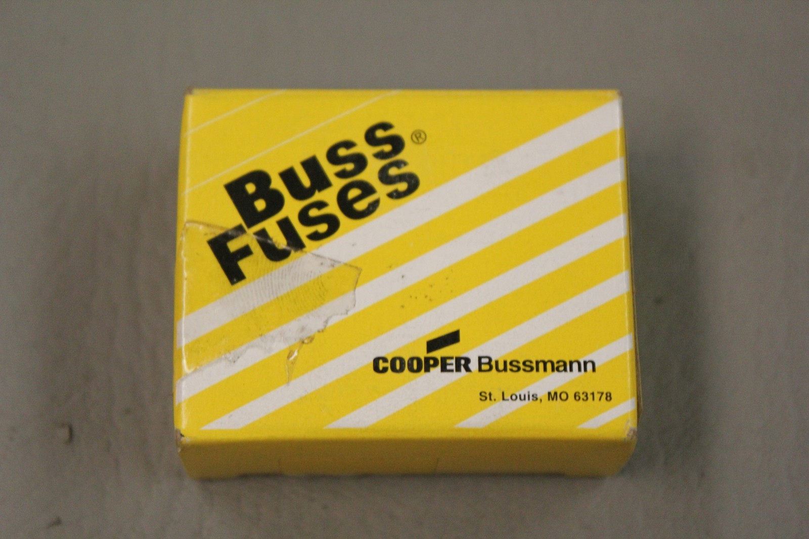 BOX OF 8 BUSSMANN FUSES FNQ-R-8