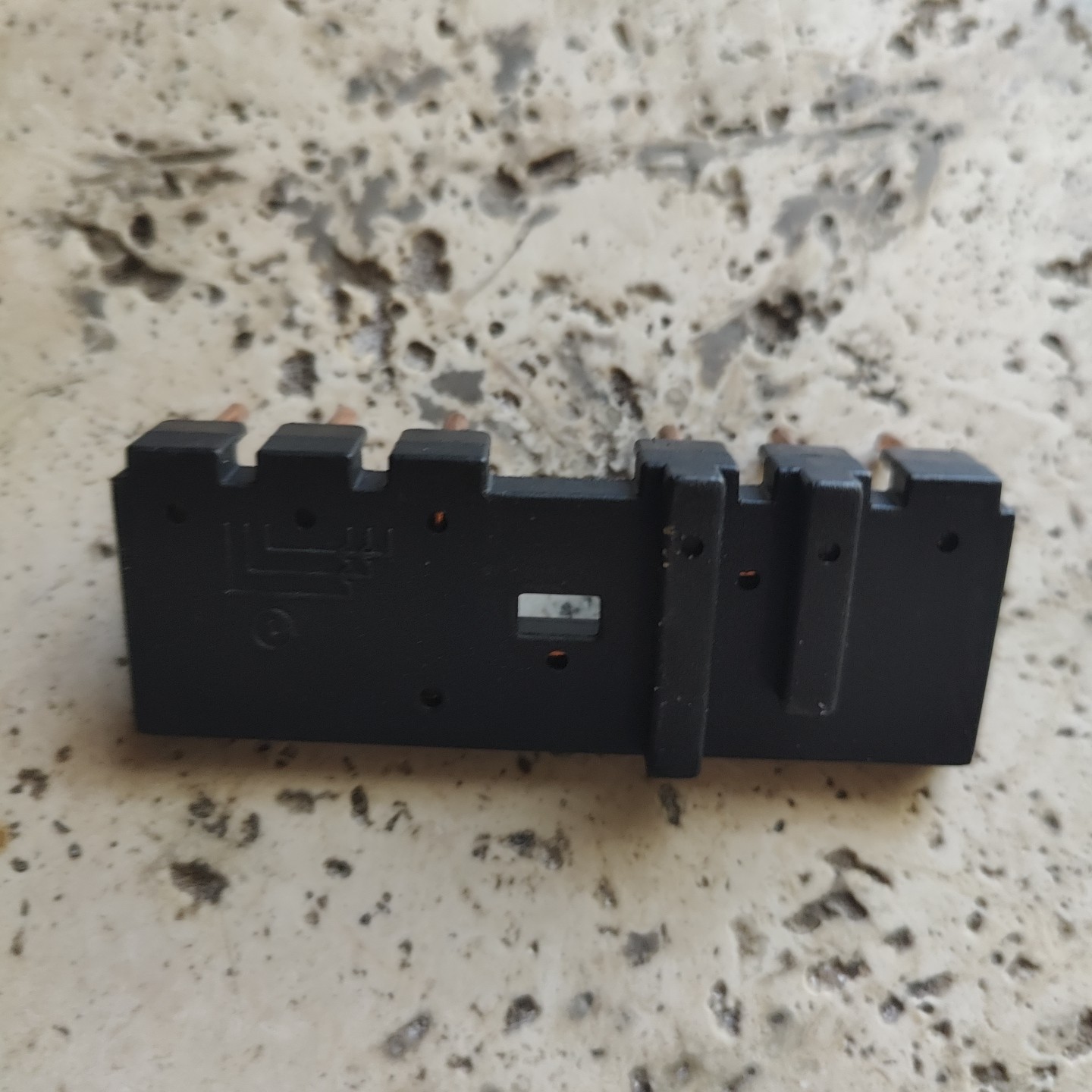 Eaton Klockner Moeller M32XP2 6 pt parallel bus connector