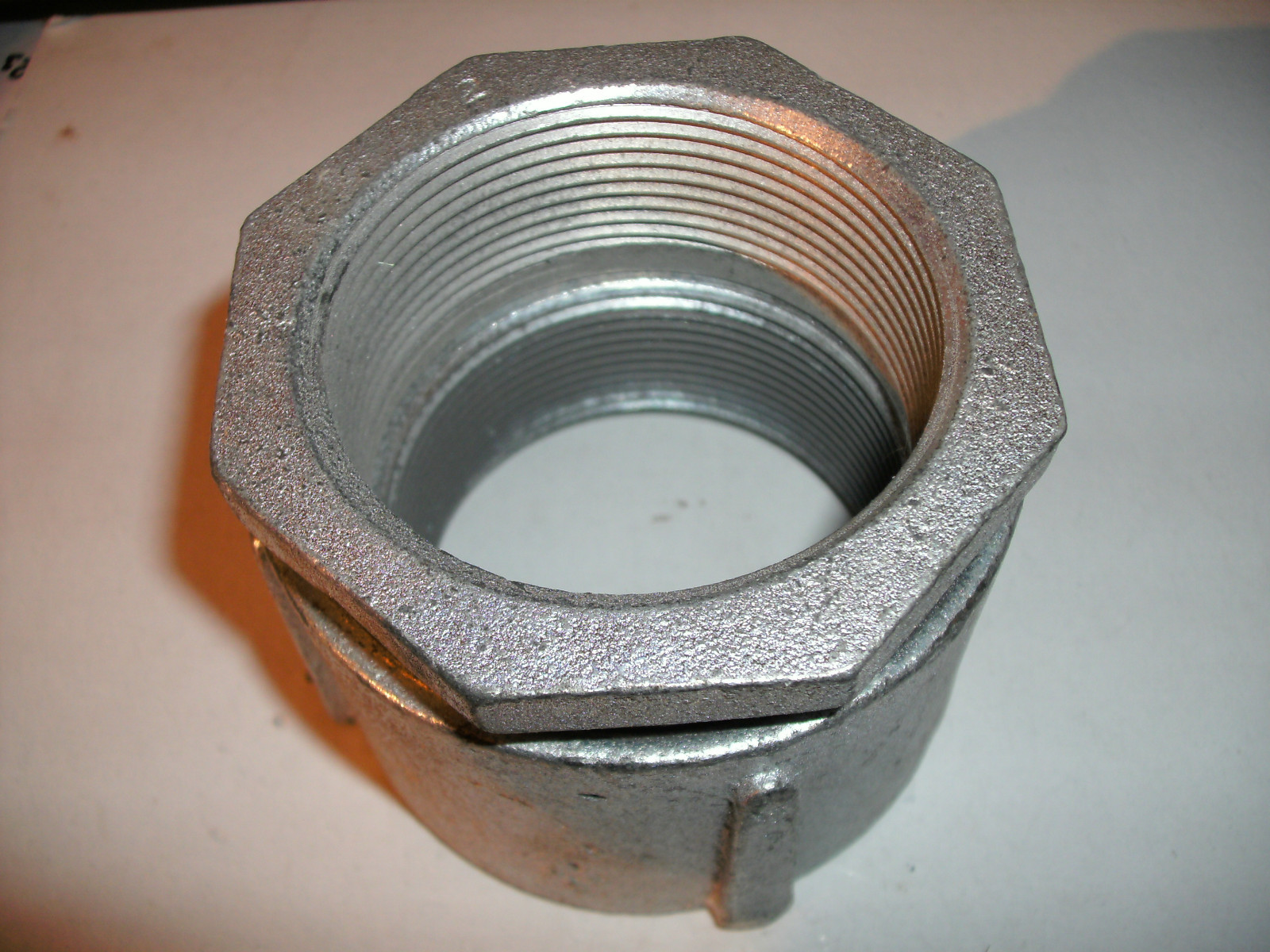 Thomas Betts 680-TB Rigid Three-Piece Erickson Coupling 2″ Threaded Malleable