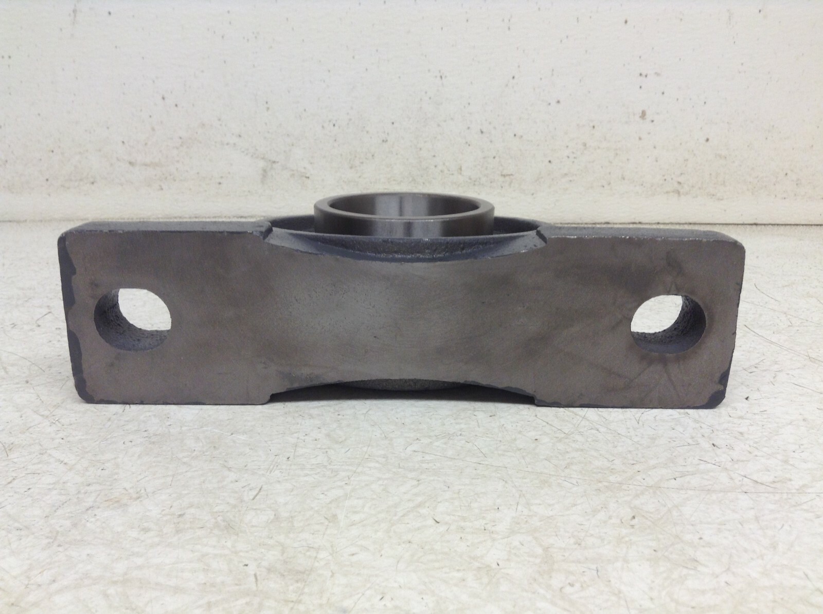 QJZ HCP215-47 Pillow Block Bearing 2-15/16″ QJZ2K HC21547 P215 New (TSC)