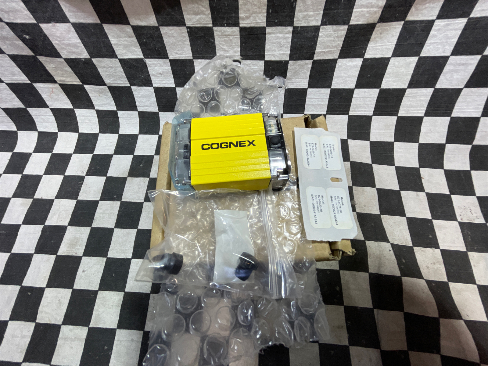 COGNEX 821-0025-3R, 821-0025-3RF, BARCODE SCANNER, SHIPSAMEDAY#1212P7