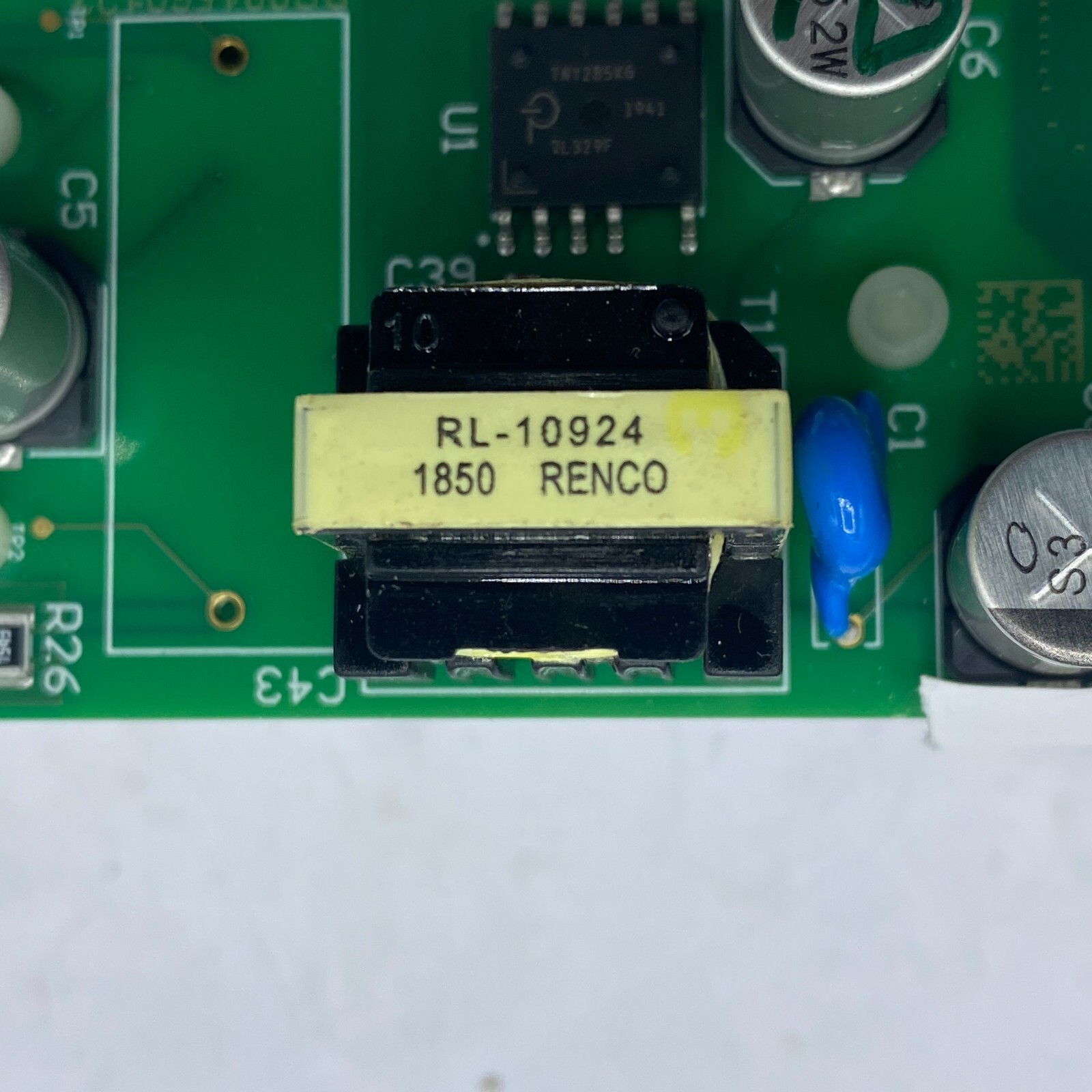 UNIVERSAL BOARD R22276-197-000-0 F Circuit Boards 1949 0037185 🔔