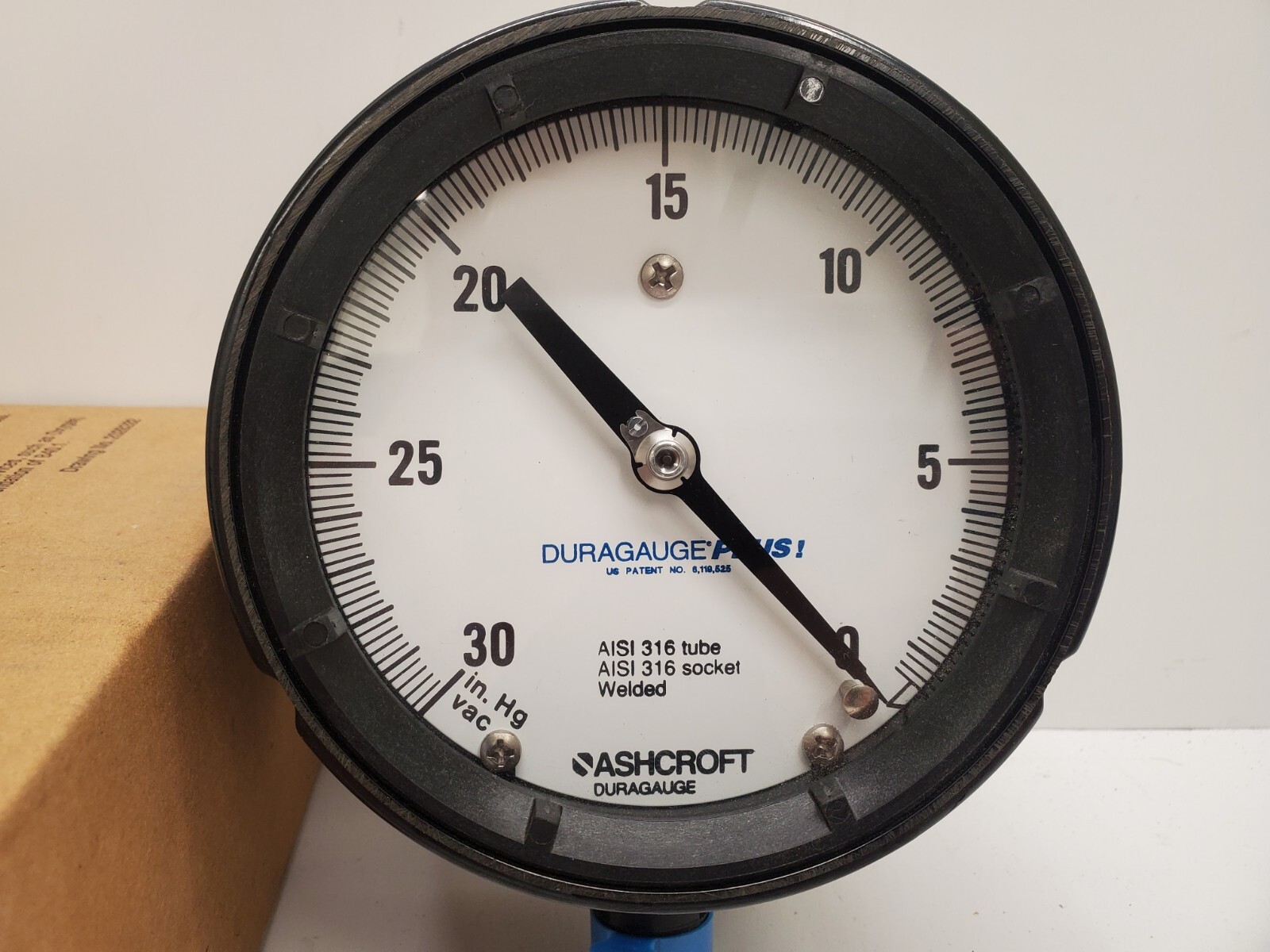 NEW IN BOX! ASHCROFT 0-30PSI DURAGAUGE PLUS 45-1279SS-04L-XLL
