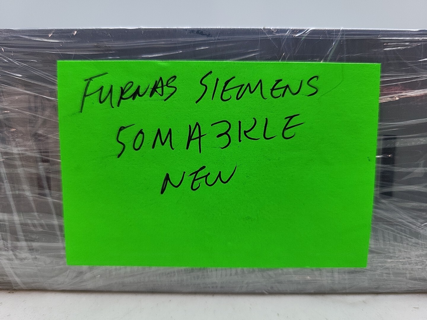 Furnas Siemens 50MA3KLE Forward Reverse Stop 3 Button Control Station *NO COVER