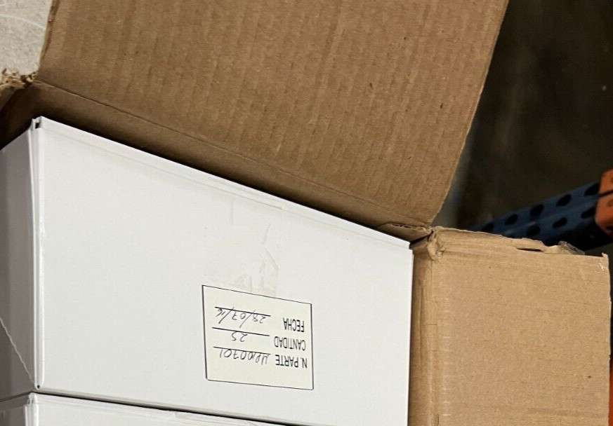 Box of 25-Cherry Connector/Wire Connection Grid MP100701 Proximity Sensor
