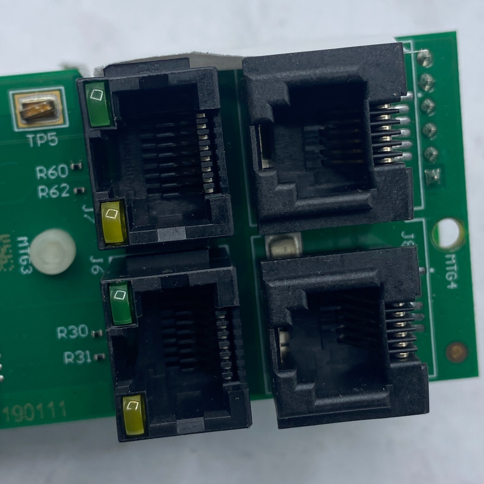 UNIVERSAL BOARD R22276-197-000-0 F Circuit Boards 1949 0037185 🔔
