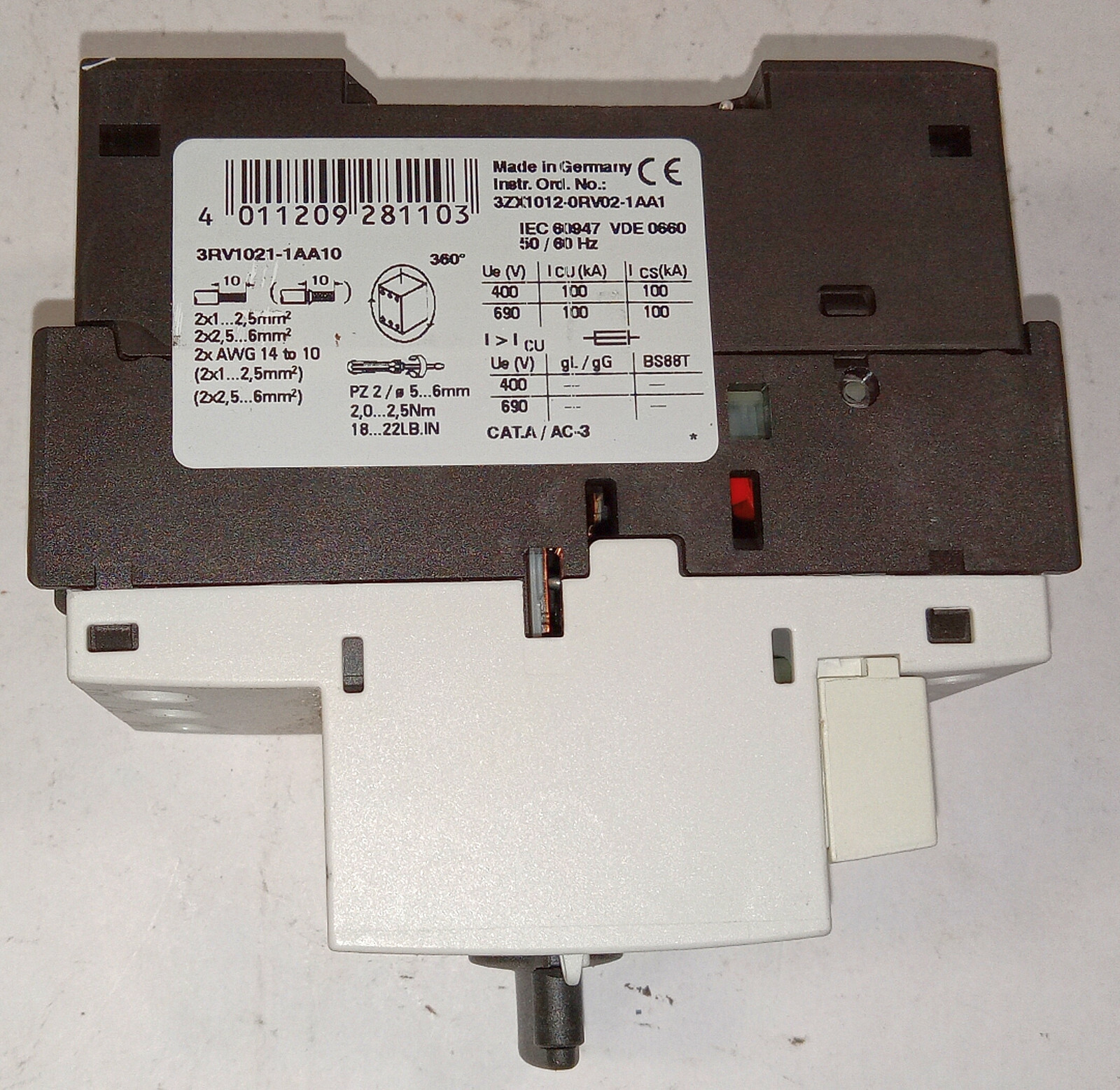1 USED SIEMENS 3RV1021-1AA10 MOTOR STARTER PROTECTOR ***MAKE OFFER***