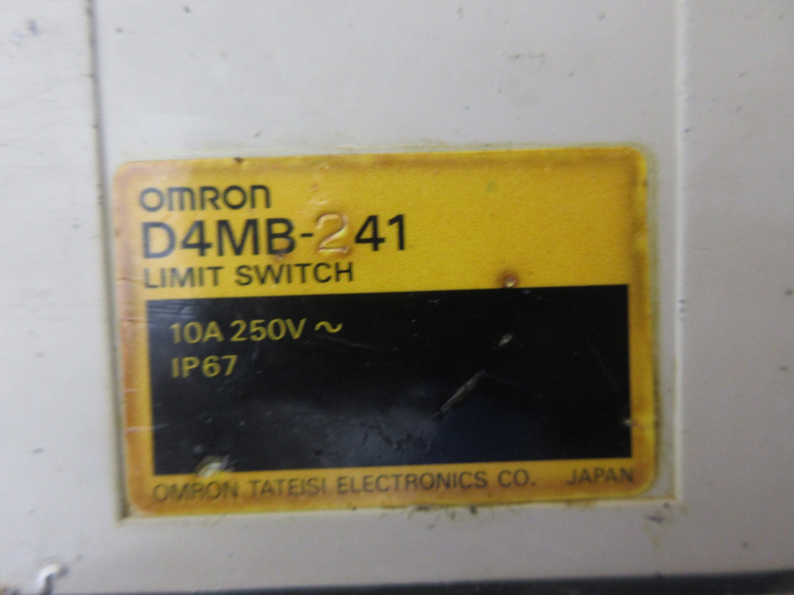 OMRON LIMIT SWITCH D4MB-241 IP67 NAKAMURA SLANT JUNIOR LIMIT SWITCH EACH 1