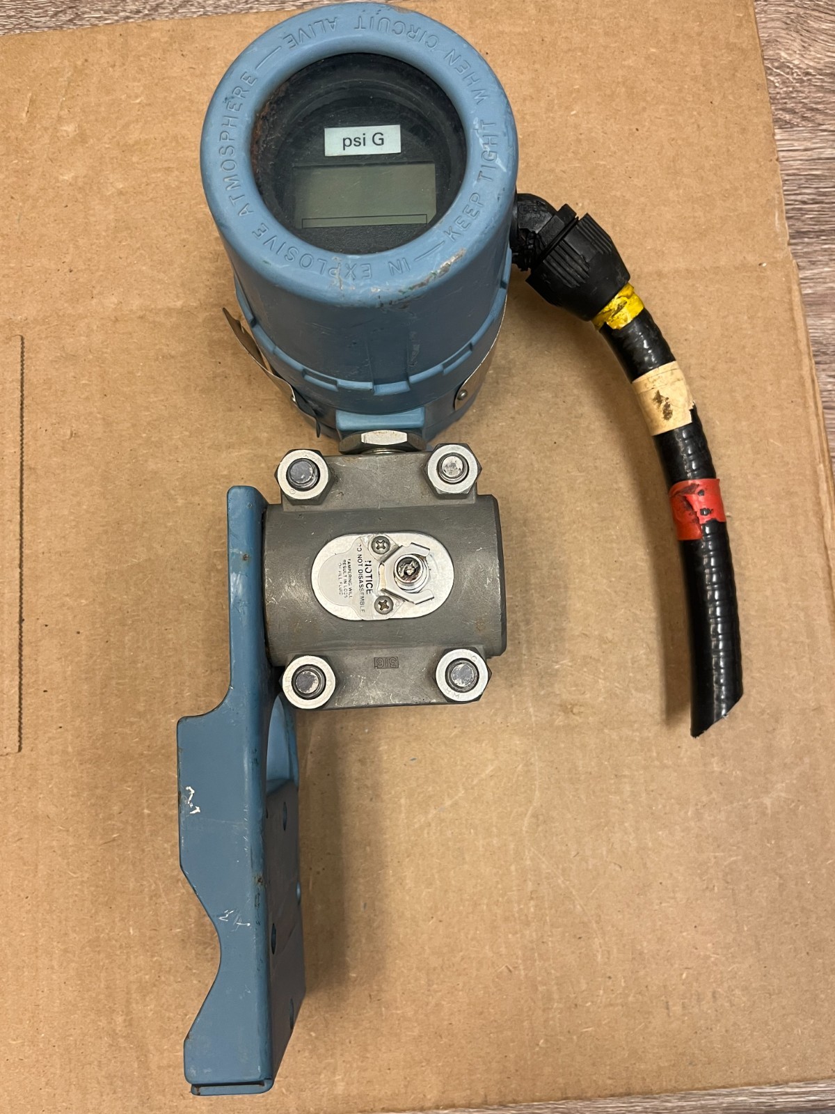 Rosemount 1151GP7S22B6M7L4D6S Gauge Pressure Transmitter w/ Mount