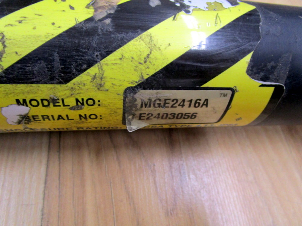 Banner MGE2416A Light Curtain