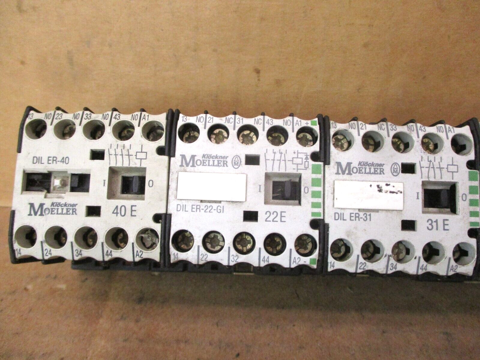 Klockner Moeller Contactors DIL EM-10 ER22-GI ER-31 ER-40 Lot of 5 Pcs 50097HM