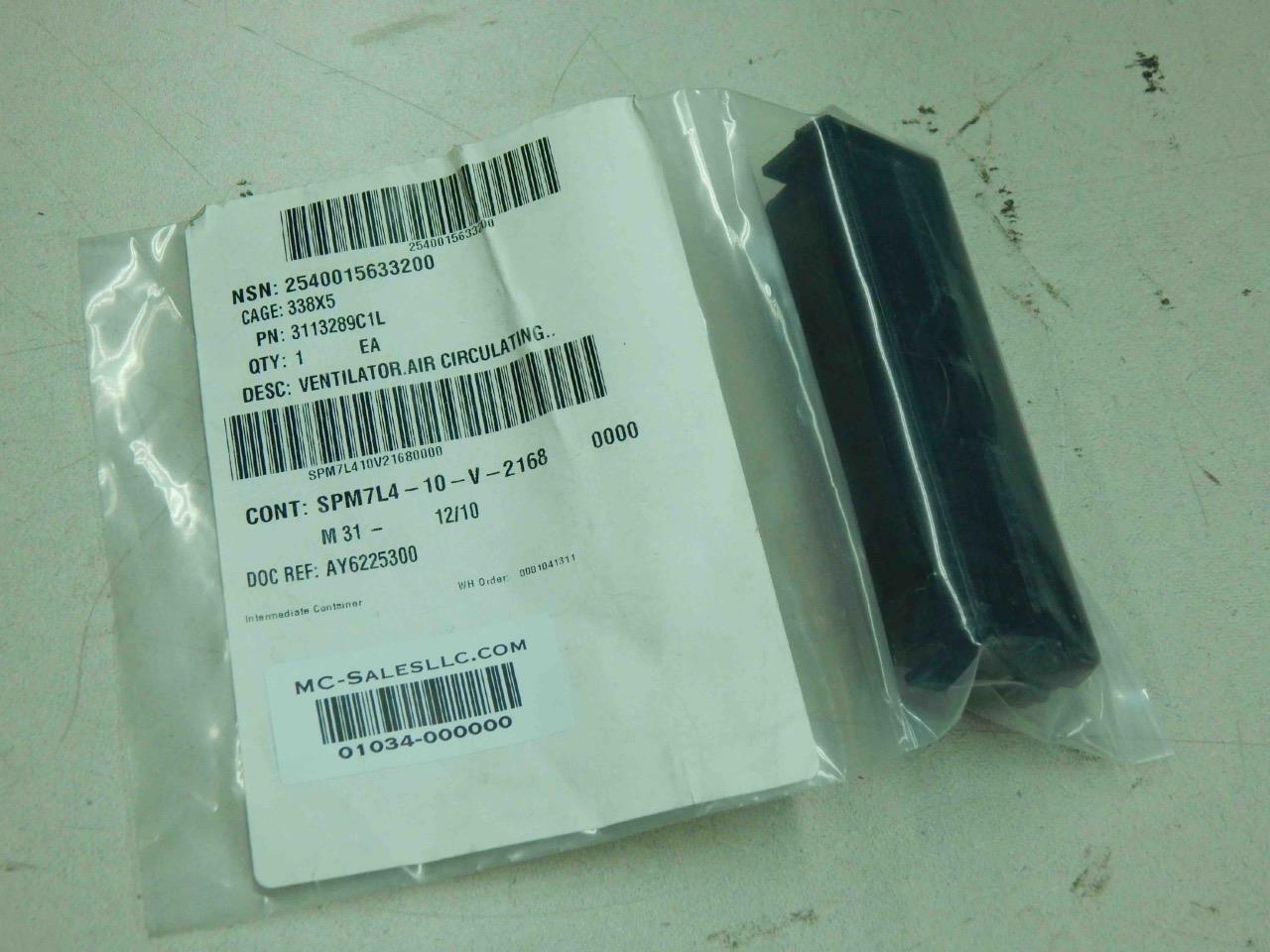 International Navistar 3113289C1, 2540-01-563-3200 Dash Vent 4-3/4″ x 1-3/8″