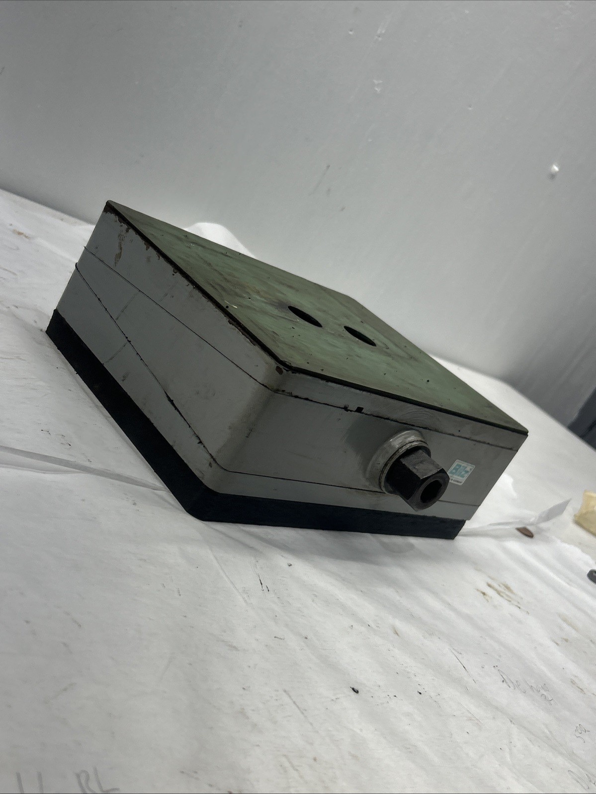Bilz Leveling Wedge, Precision Leveling Wedge Vibration Dampener Machine Level