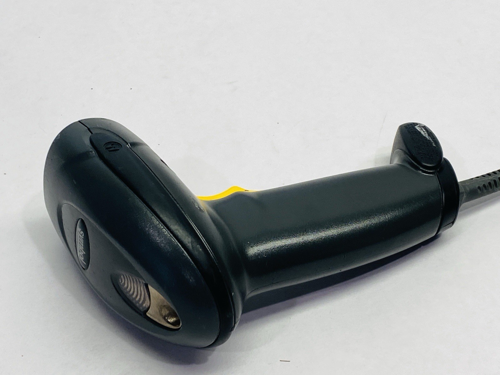 Symbol LS4208-SR20007ZZR Handheld Laser Barcode Scanner w/ CBA-U09-C15ZAR