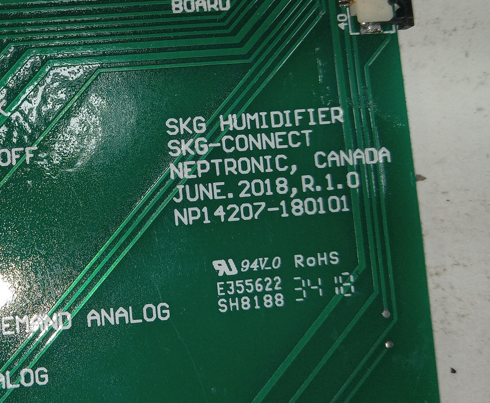 1 USED NEPTRONIC SKG NP14207-180101A HUMIDIFIER CONTROL BOARD ***MAKE OFFER***