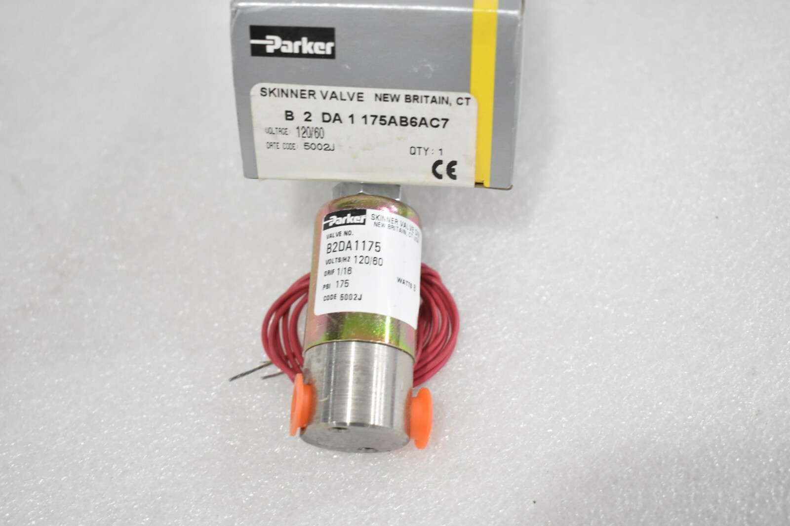 PARKER B2DA-1175A-B6AC7 FLUID POWER DIVISION SKINNER VALVE 120/60V