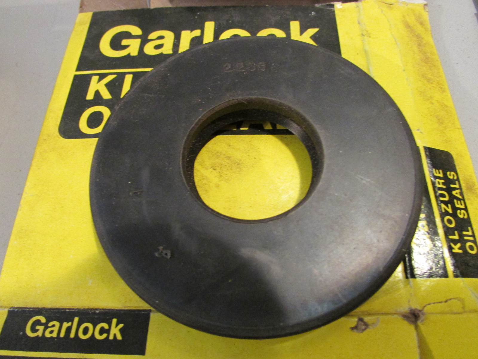 Garlock Klozure 94X6738 Lot of 9! 1.156 x 2.835 x .375