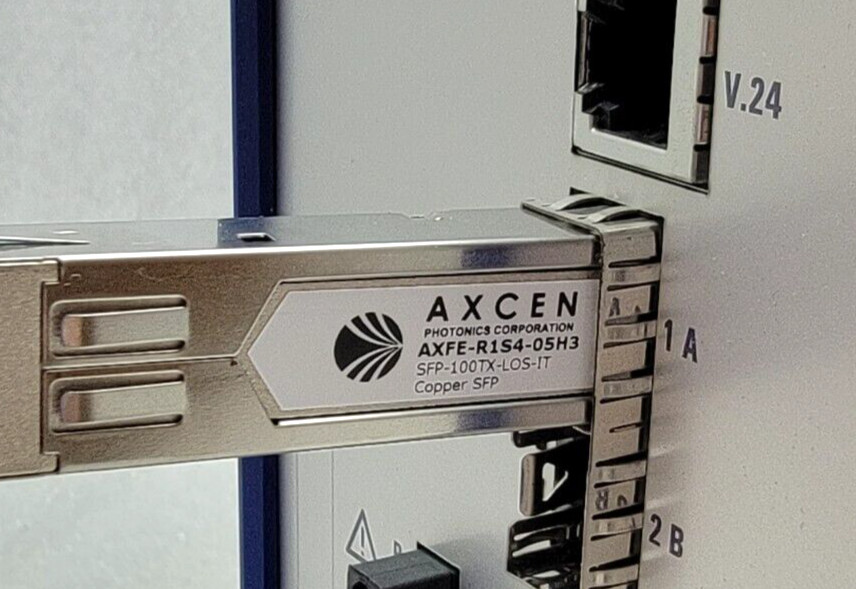 NEW HIRSCHMANN RSP25 RAIL SWITCH WITH AXCEN SFP-100TX COPPER SFP 8 PORT