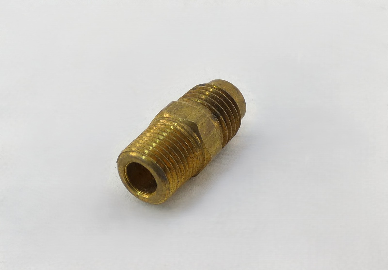 *Lot of 96* Parker 48F-4-2 Male Flare Tube Fitting Size 1/4″ X 1/8″ NPT Male …
