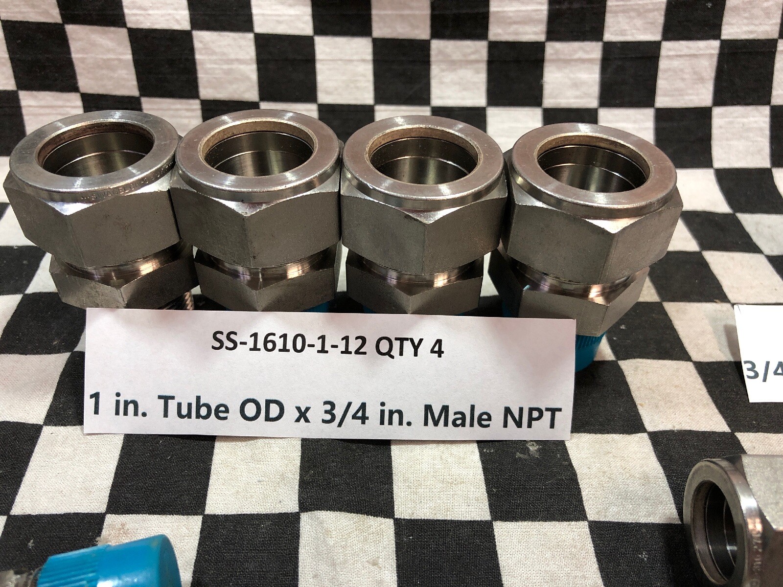 LOT OF 7 SWAGELOK SS-1610-1-12 (4X), SS-1210-1-8, SS-600-11-8, SS-1210-3#ZP12